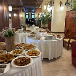 Dinasty Ξενοδοχείο 4*