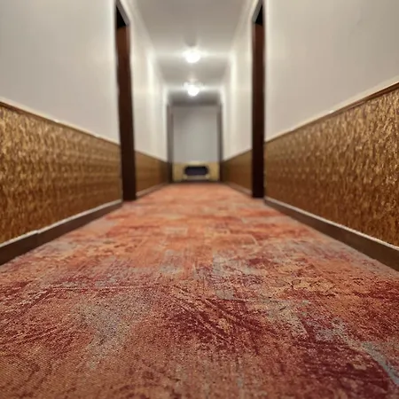 ديناستي 4* تيرانا