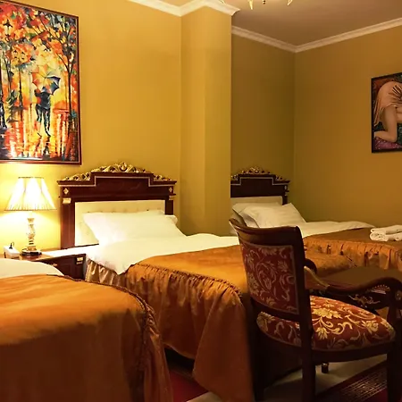 فندق ديناستي تيرانا