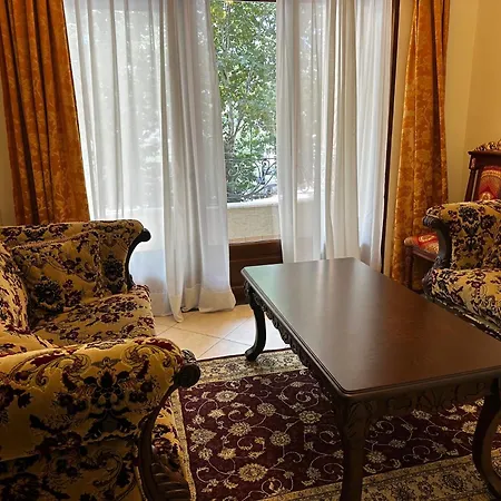 ديناستي فندق 4*