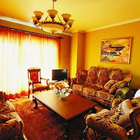 מלון Dinasty טיראנה