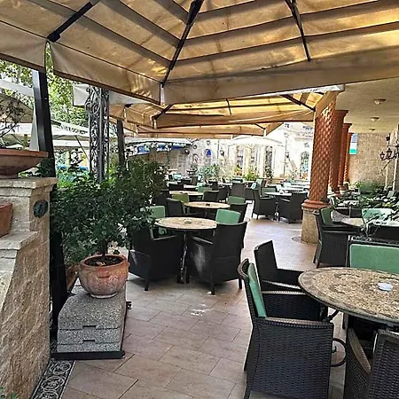 Dinasty Tirana