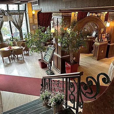 Dinasty Tirana