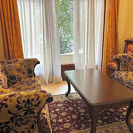 Dinasty 4* Tirana