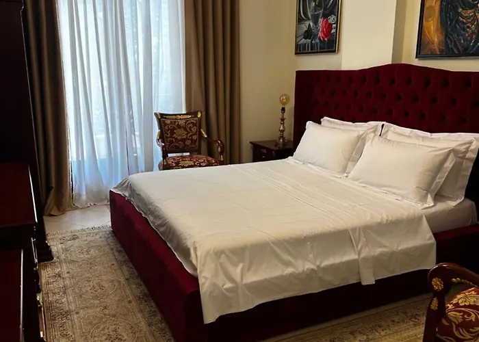 ديناستي تيرانا