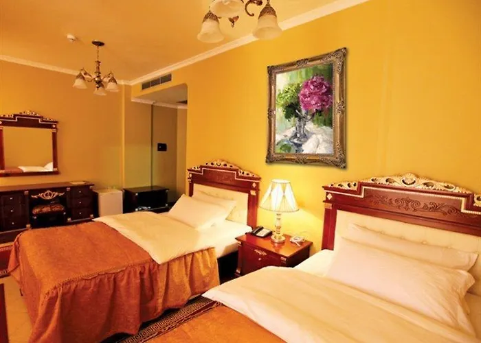 ديناستي تيرانا